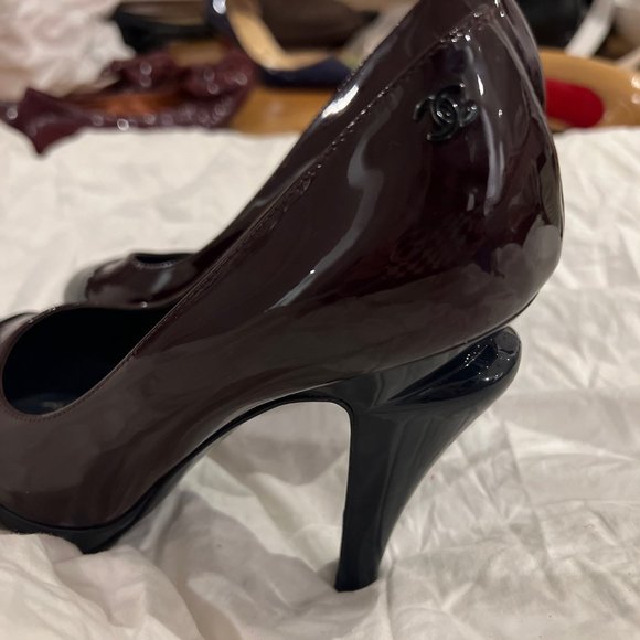 Chanel Burgundy Patent Leather With Navy Cap Toe Cut Out Heels - Picture 6 of 13